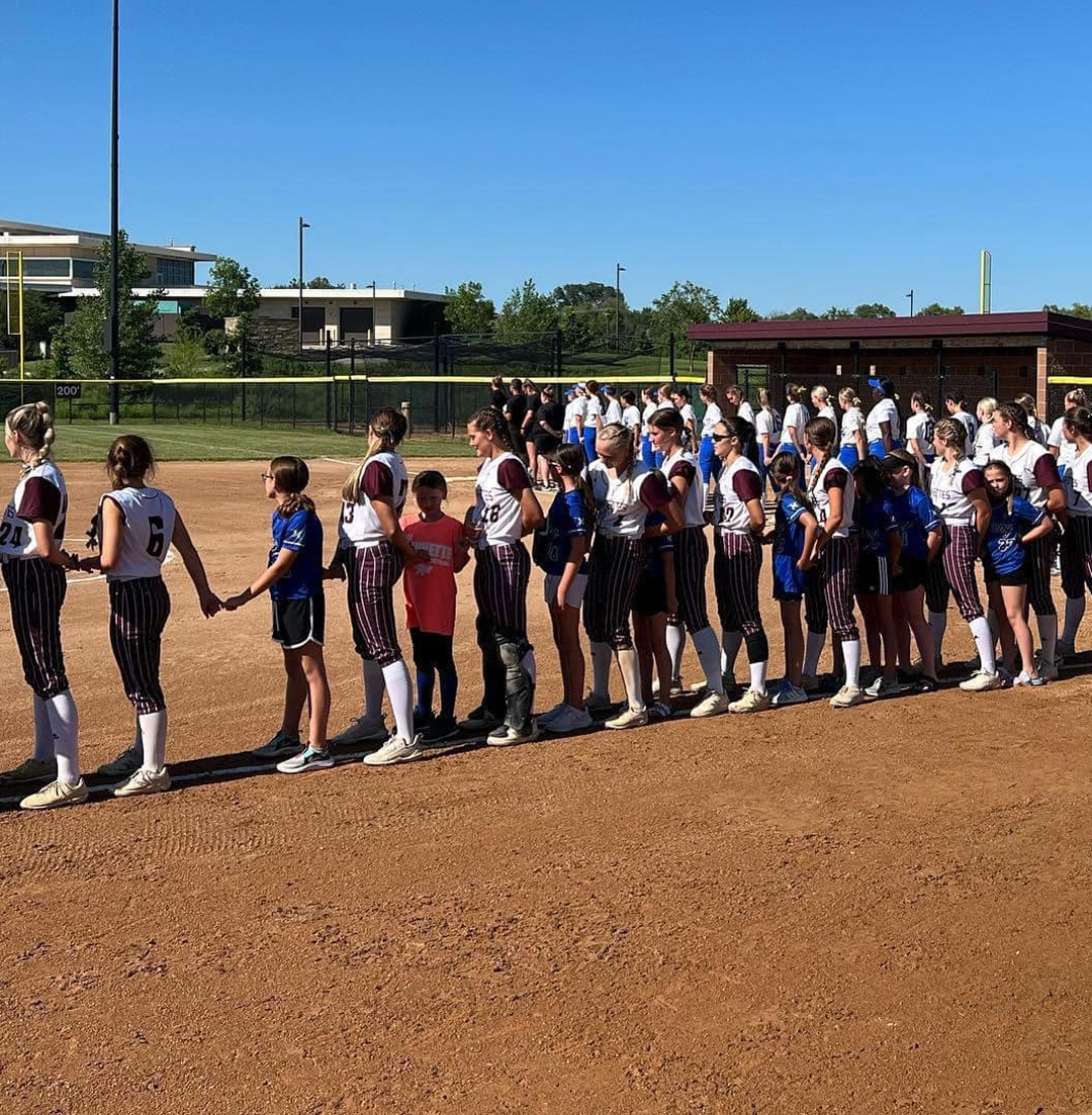 Ankeny-Xtreme-Fun-Night-at-Ankeny-Hawks-Game-1