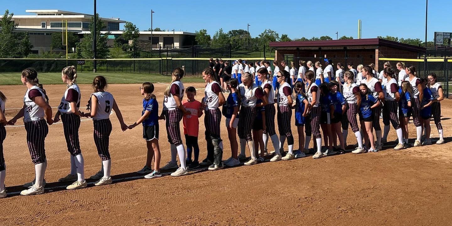 Ankeny-Xtreme-Fun-Night-at-Ankeny-Hawks-Game-1